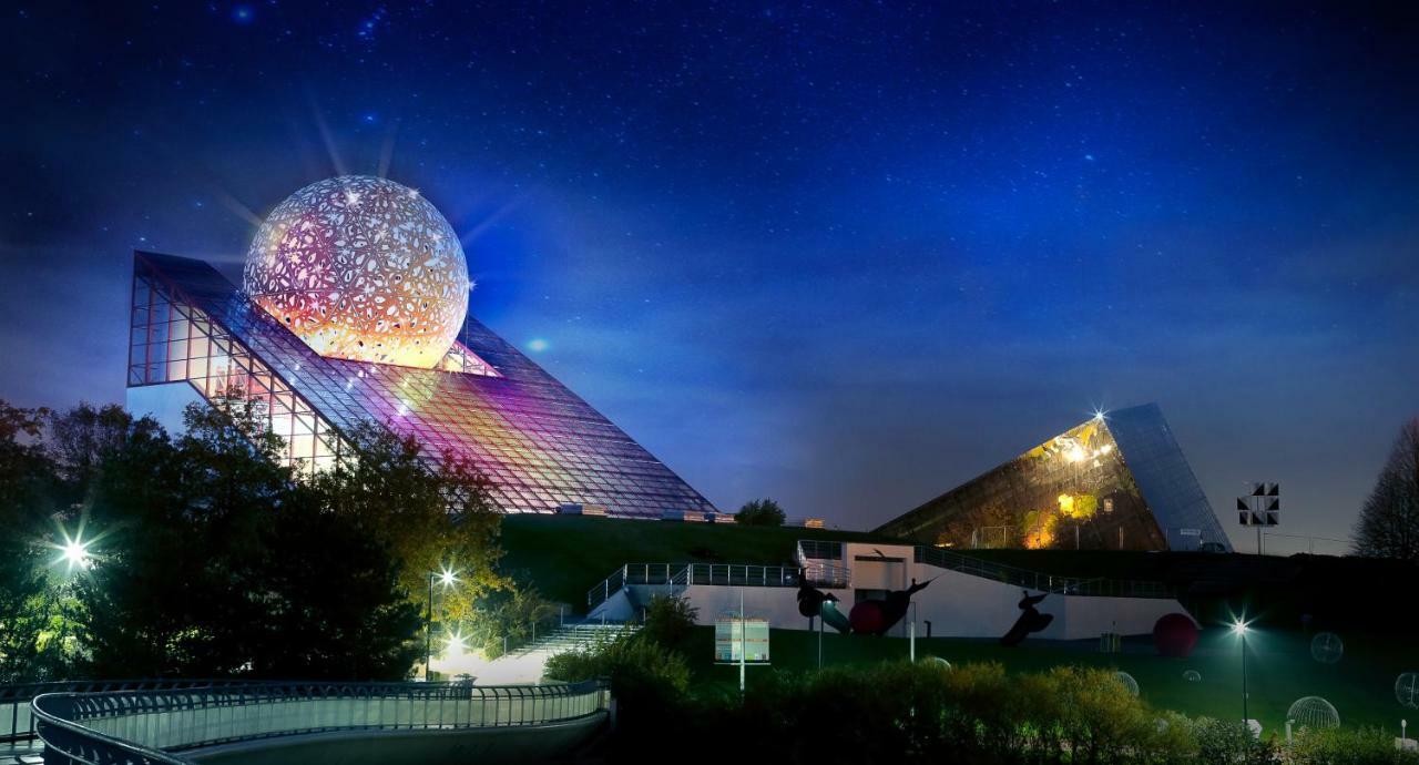 Hotel Du Futuroscope 若奈克兰 外观 照片